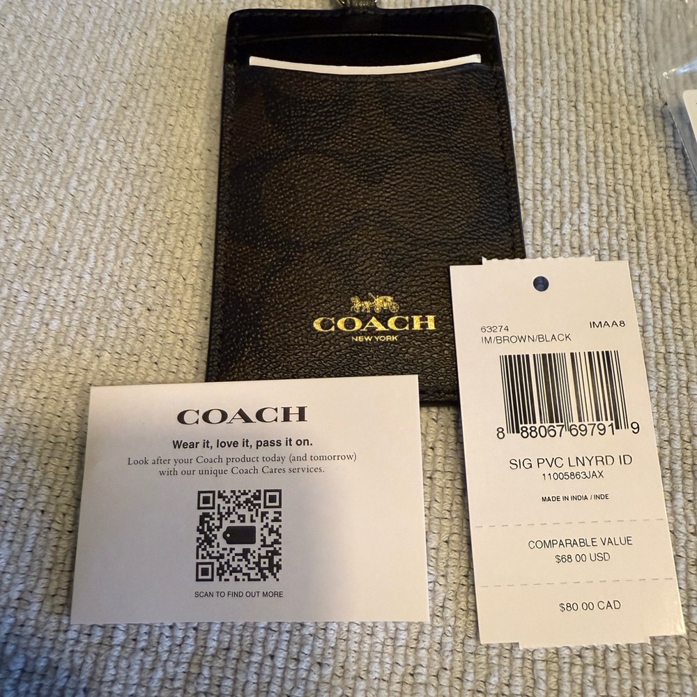 NWT Coach ID Lanyard Gold/Black